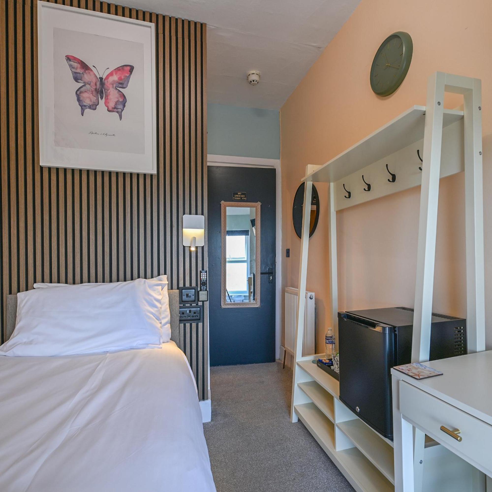 Budget Single Room