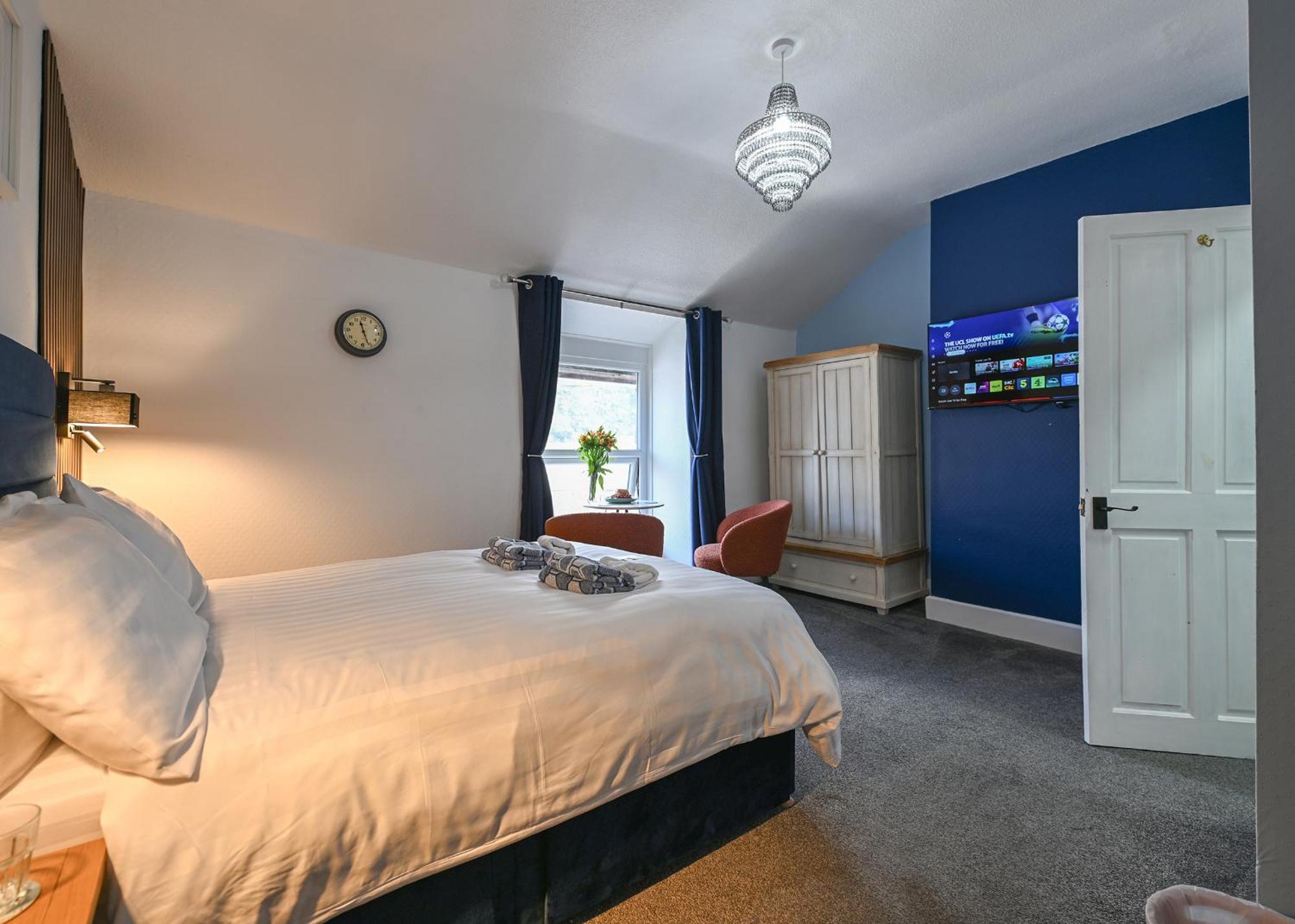 Double Room Shower