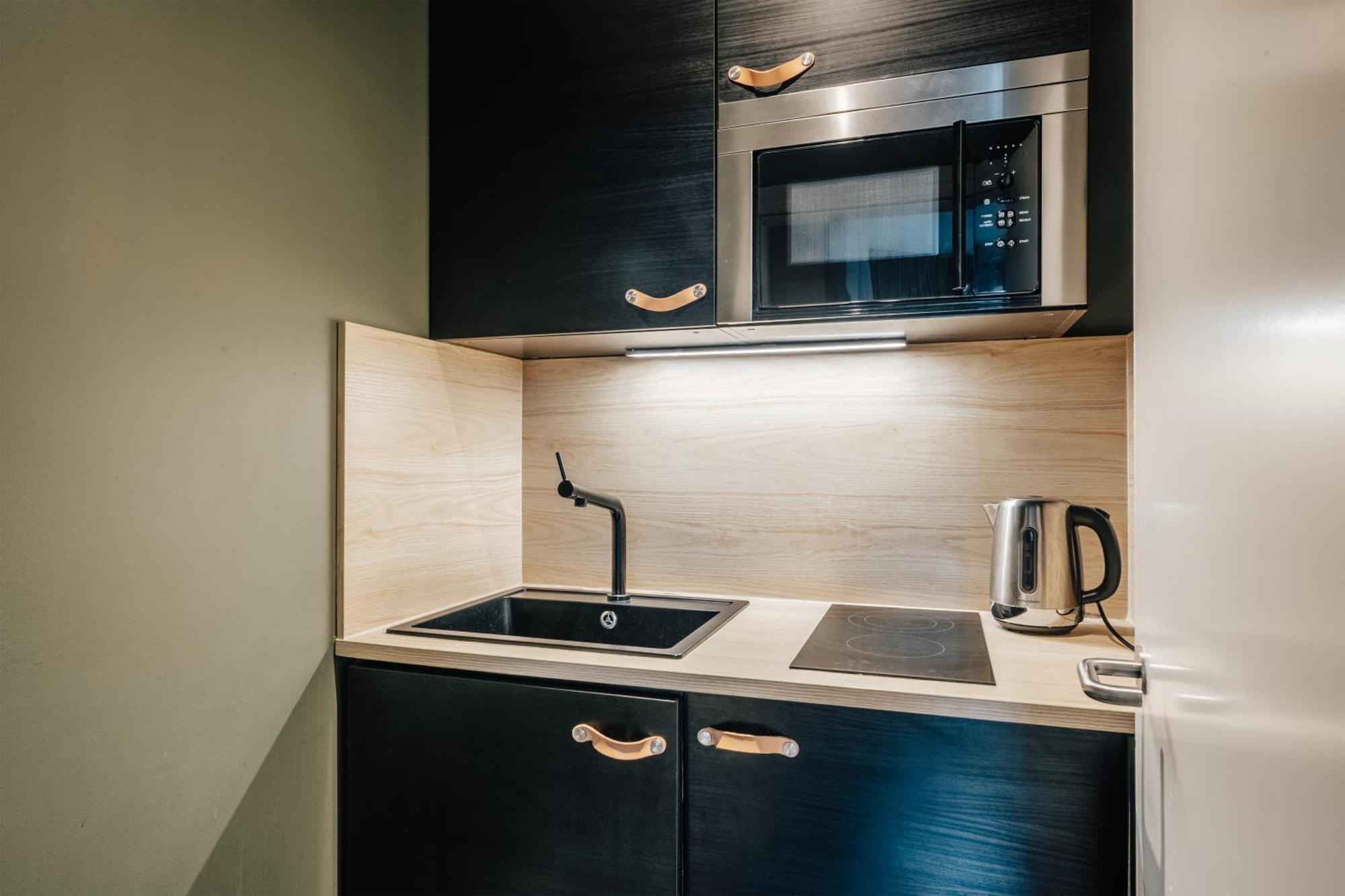 Studio Apartment Lower Ground