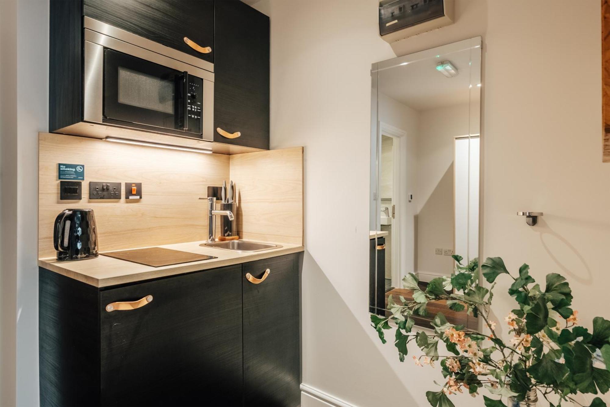 Studio Apartment Lower Ground