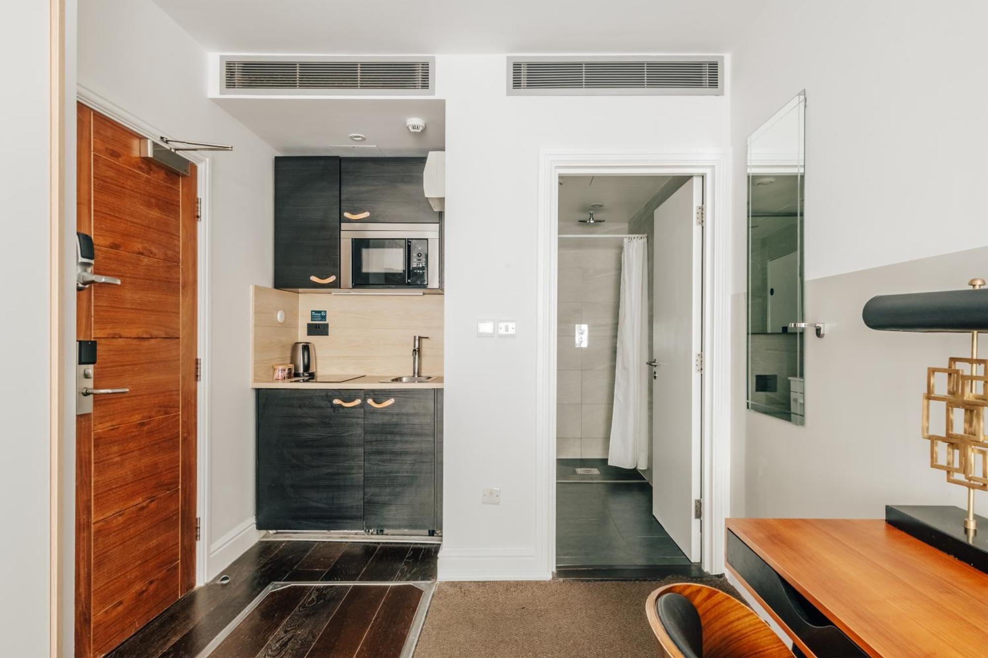 Studio Apartment Lower Ground