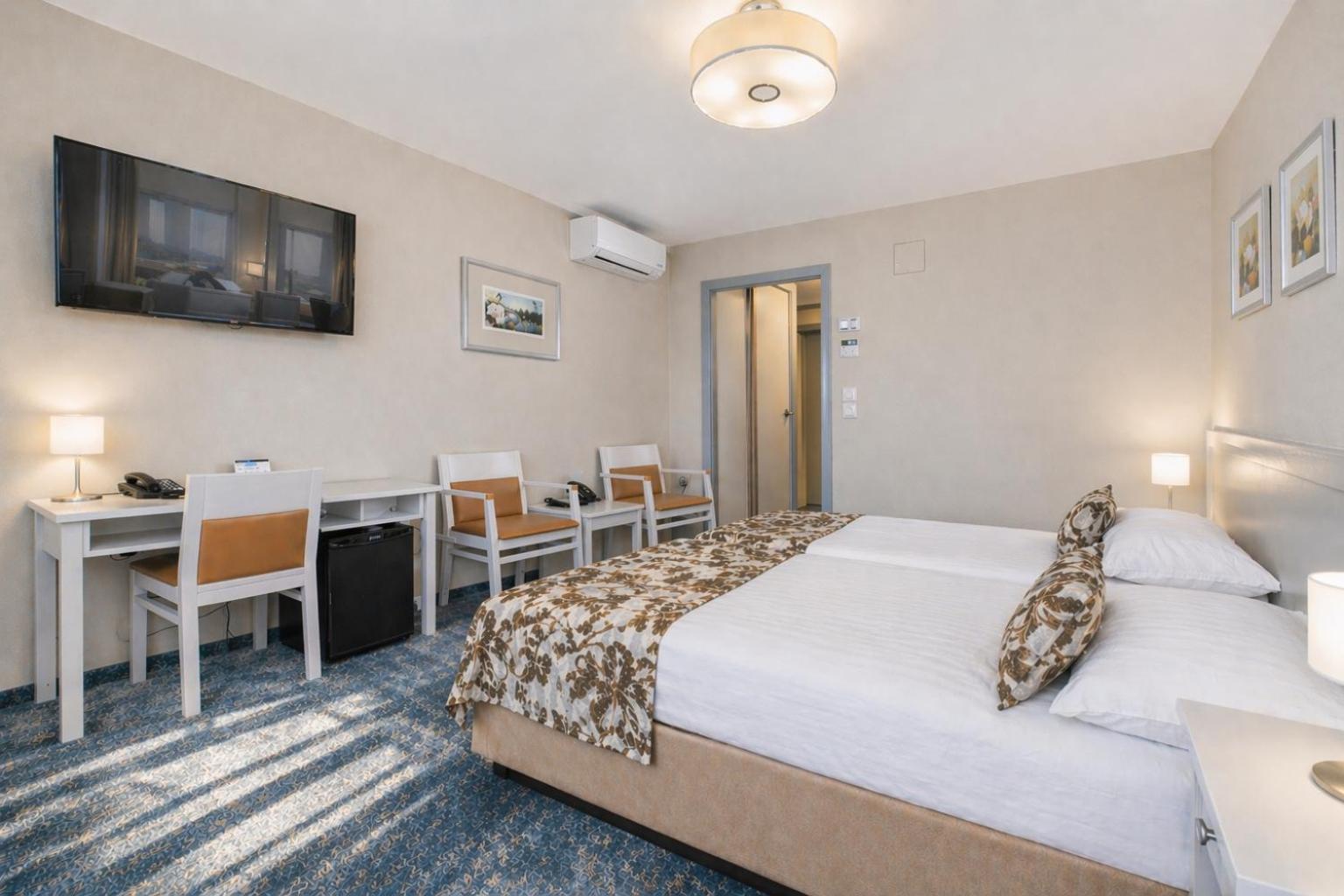 Standard Double Room Water World Access