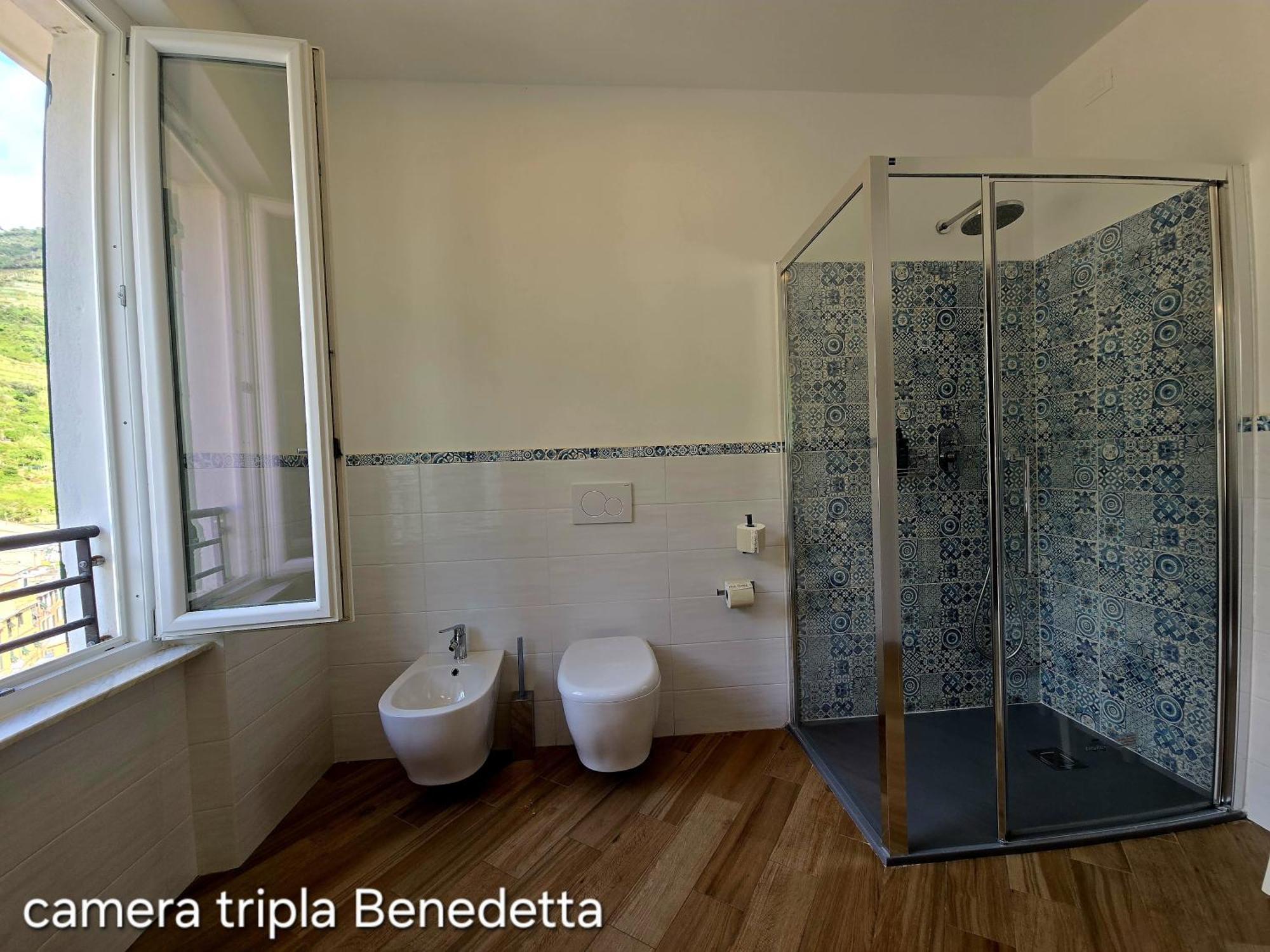 Deluxe Triple Room Sea View