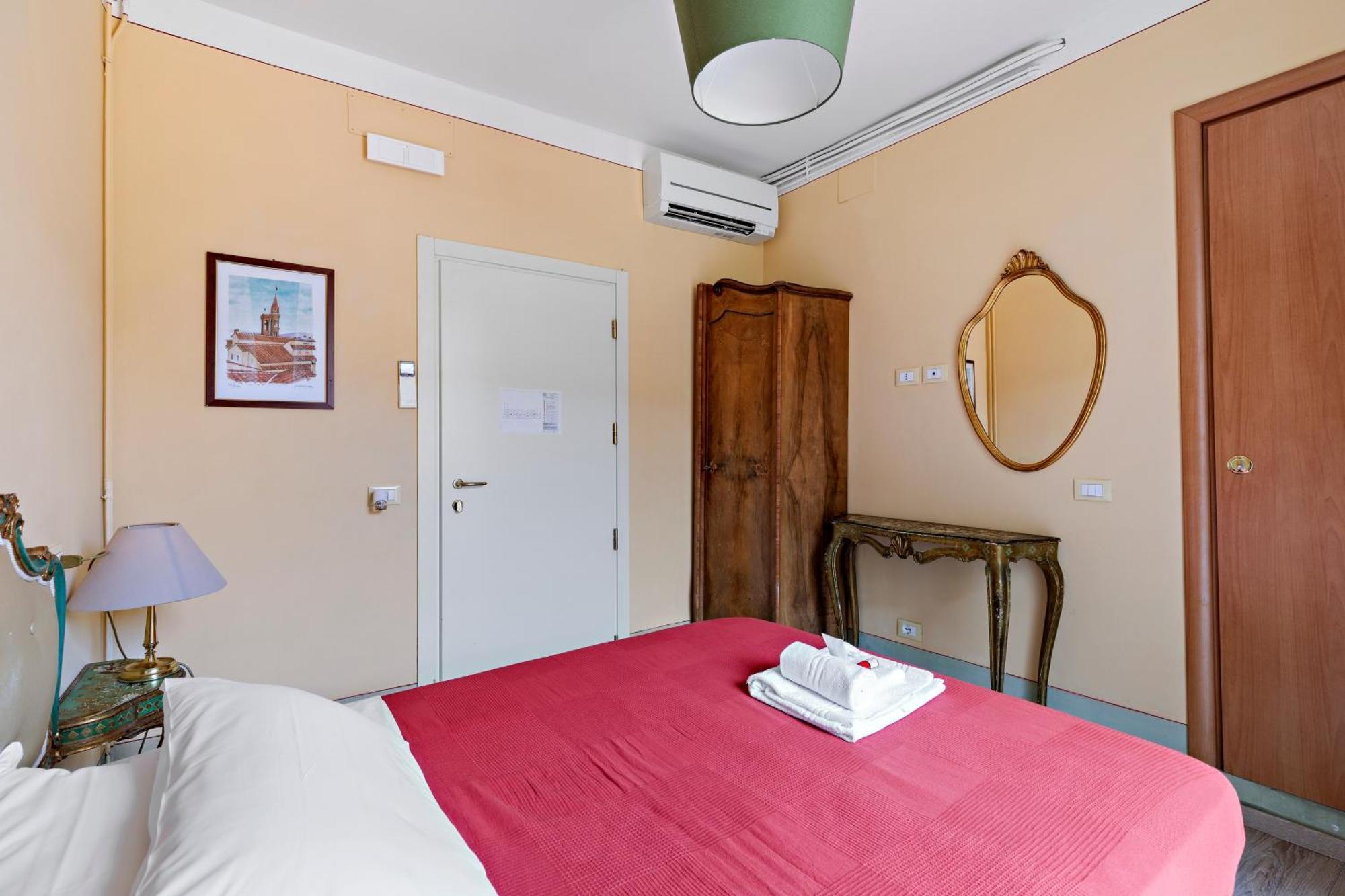 Single Room Balcony