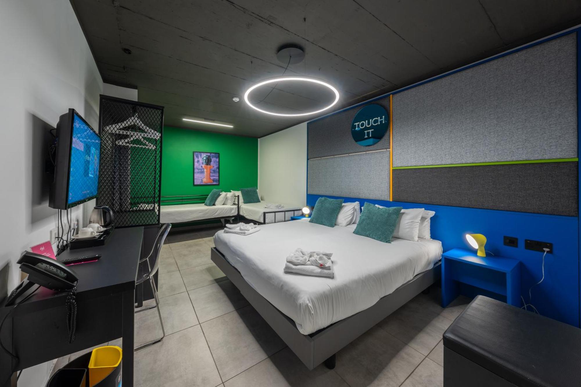 Comfort Room