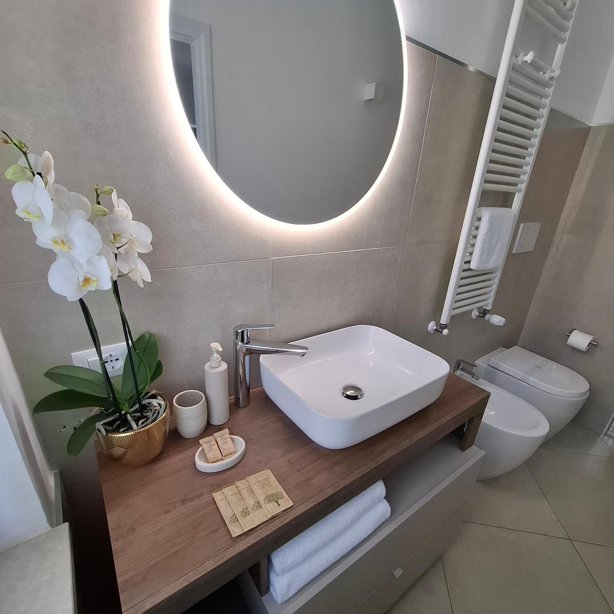 Double Room Private Bathroom