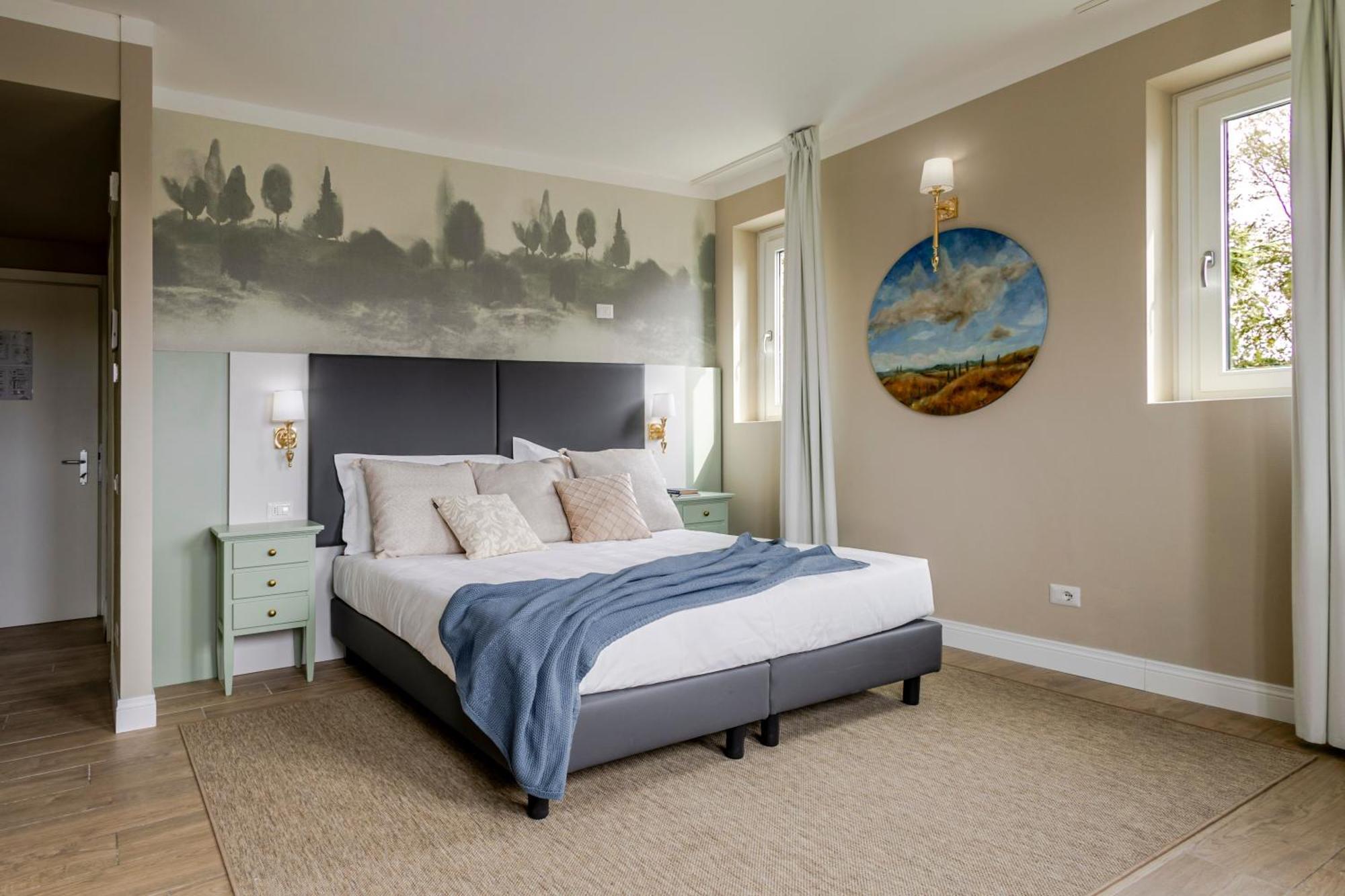 Large Double Room