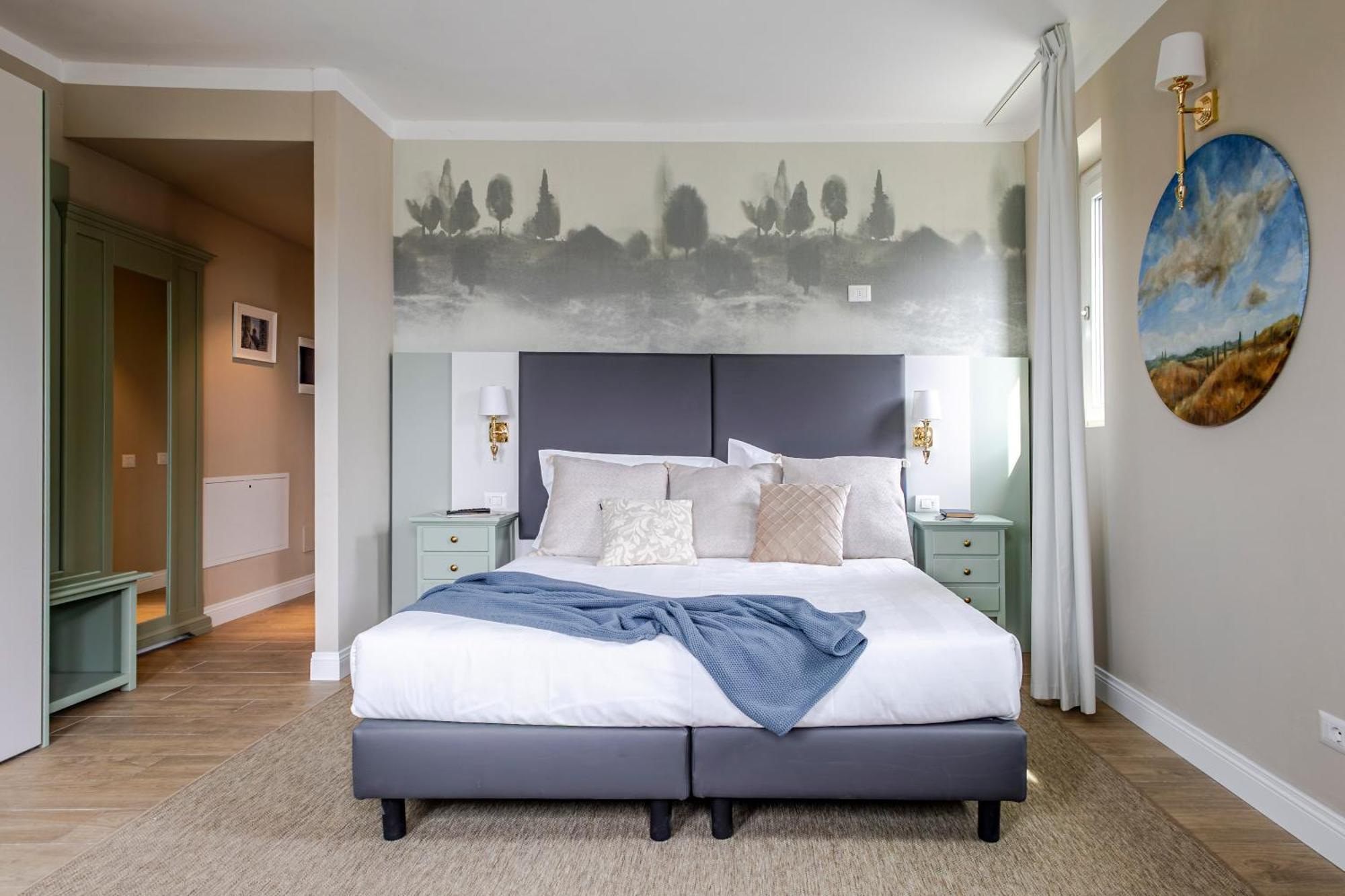 Large Double Room