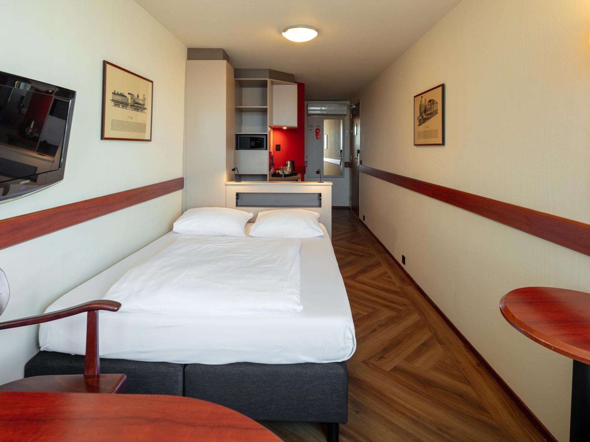First Class Room
