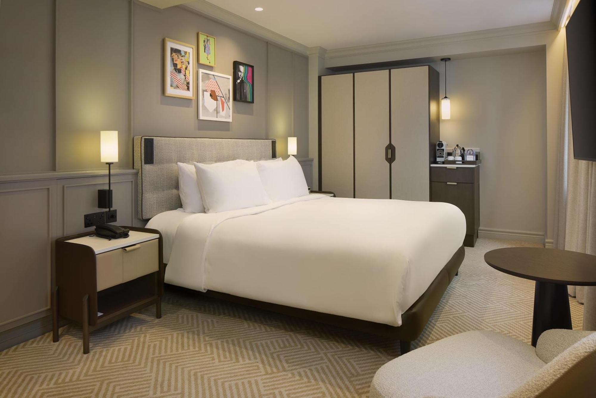 Premium Family Room