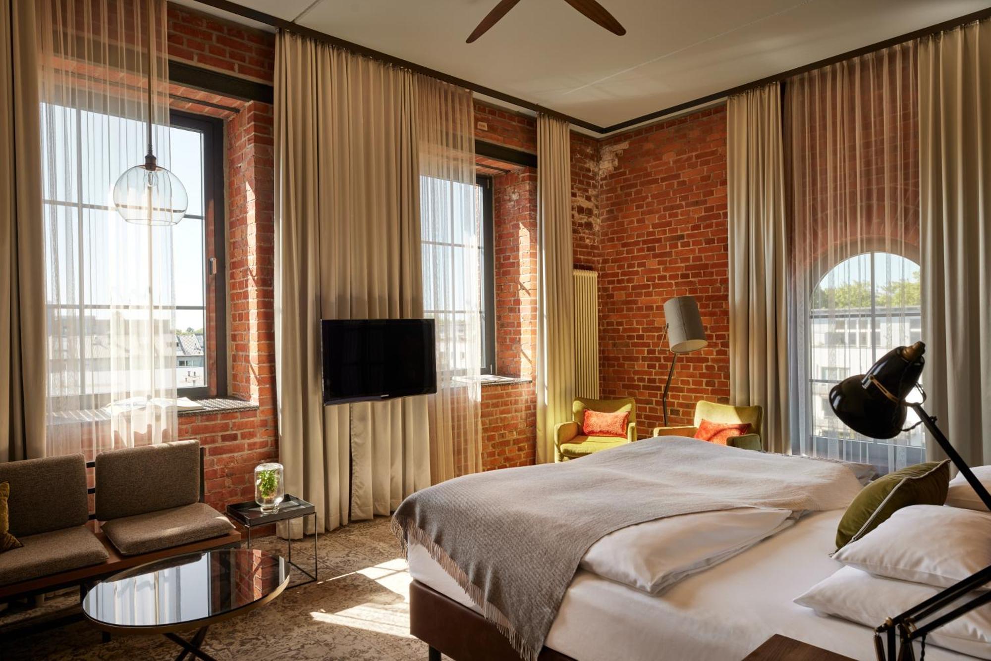 L Loft