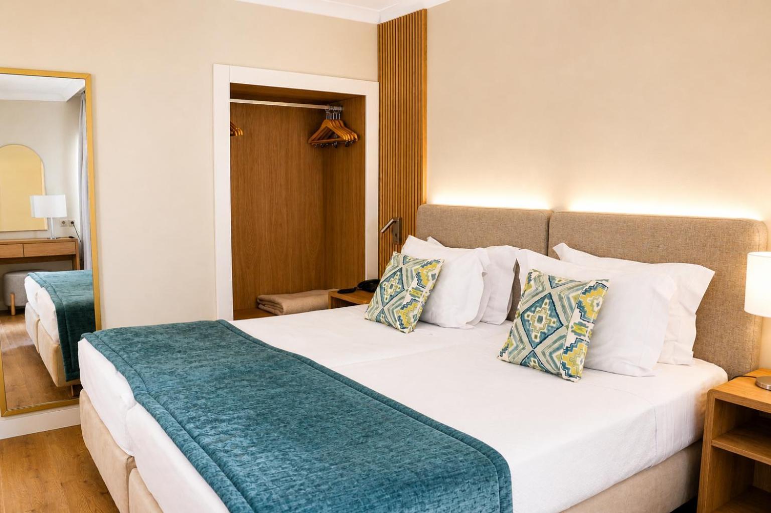 Standard Suite Kitchenette