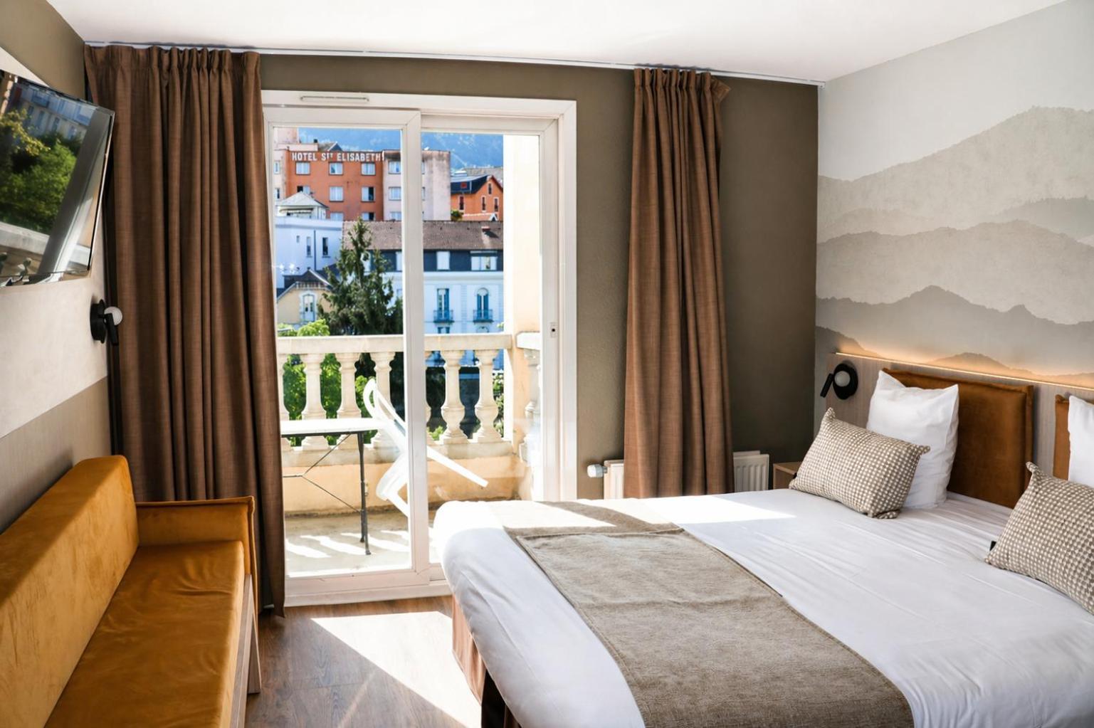 Superior Single Room Balcony