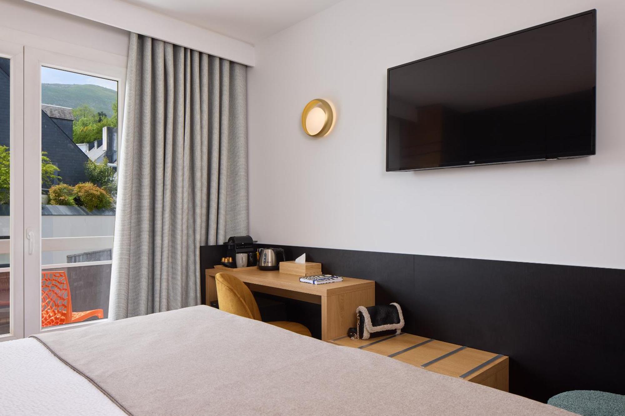 Premium King Room