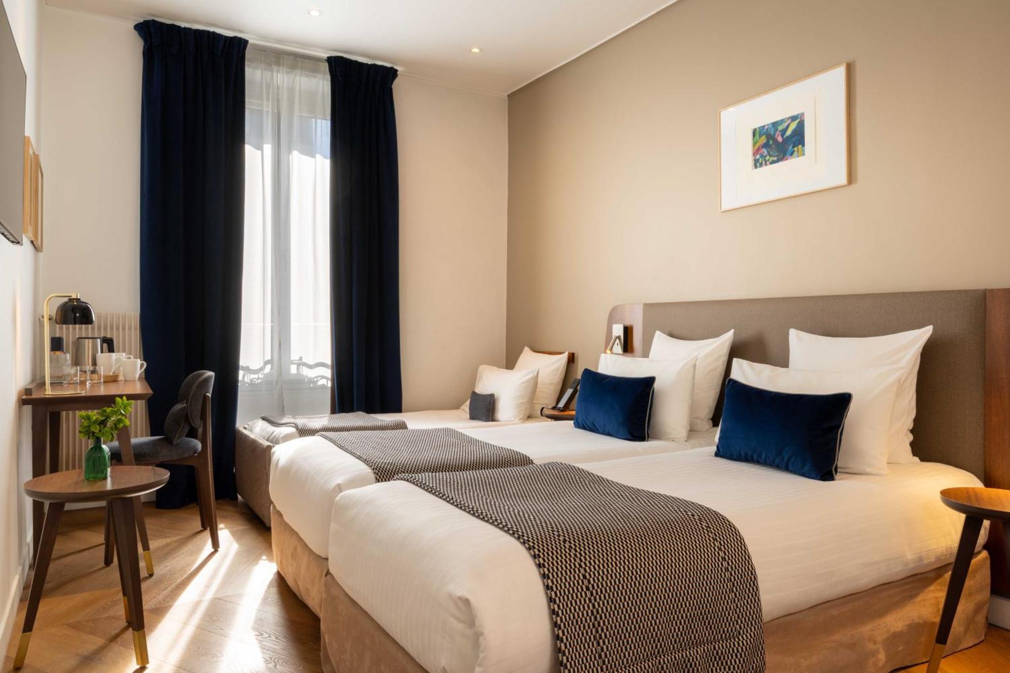 Two Rooms next to Each Other
