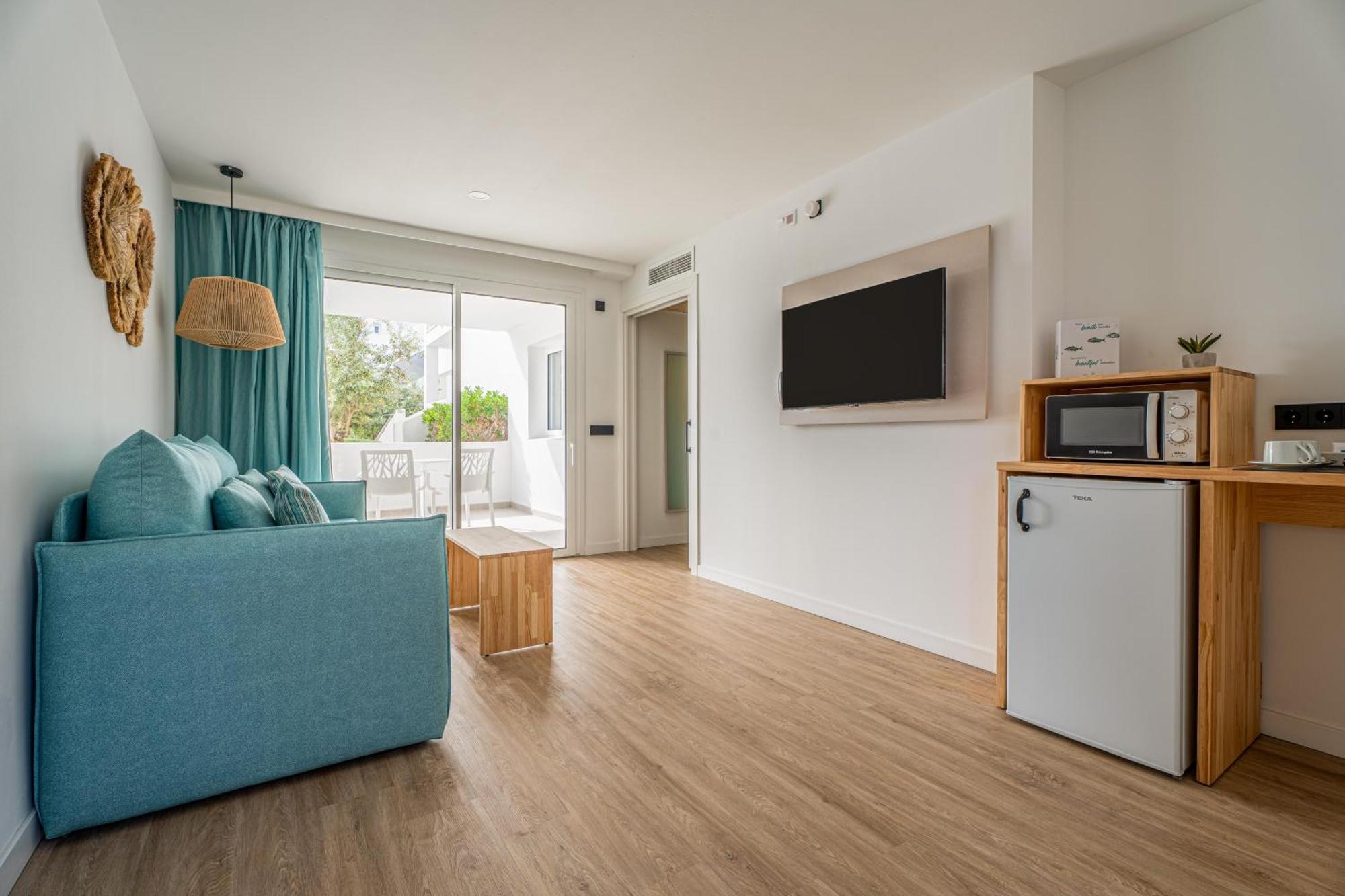 Universal Suite