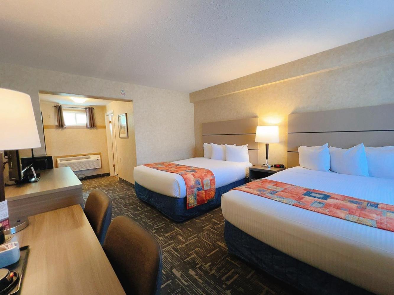 Queen Room Two Queen Beds