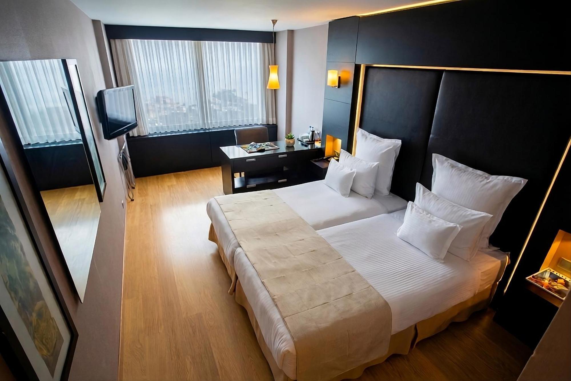Standard Deluxe Room City View