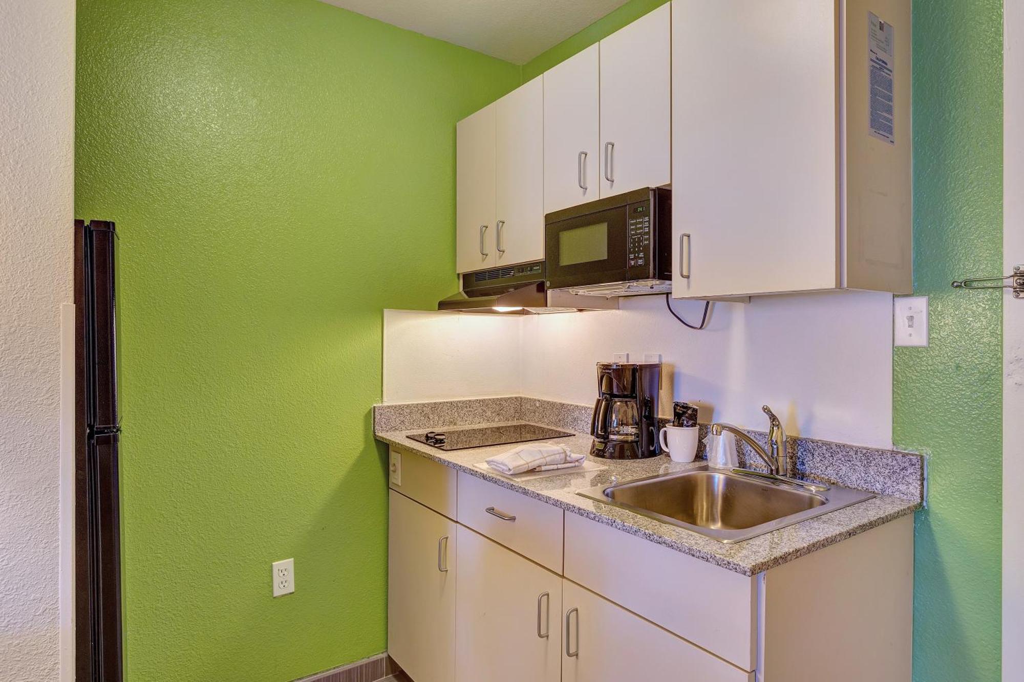 1 King Bed | Non-Smoking | Mini Fridge