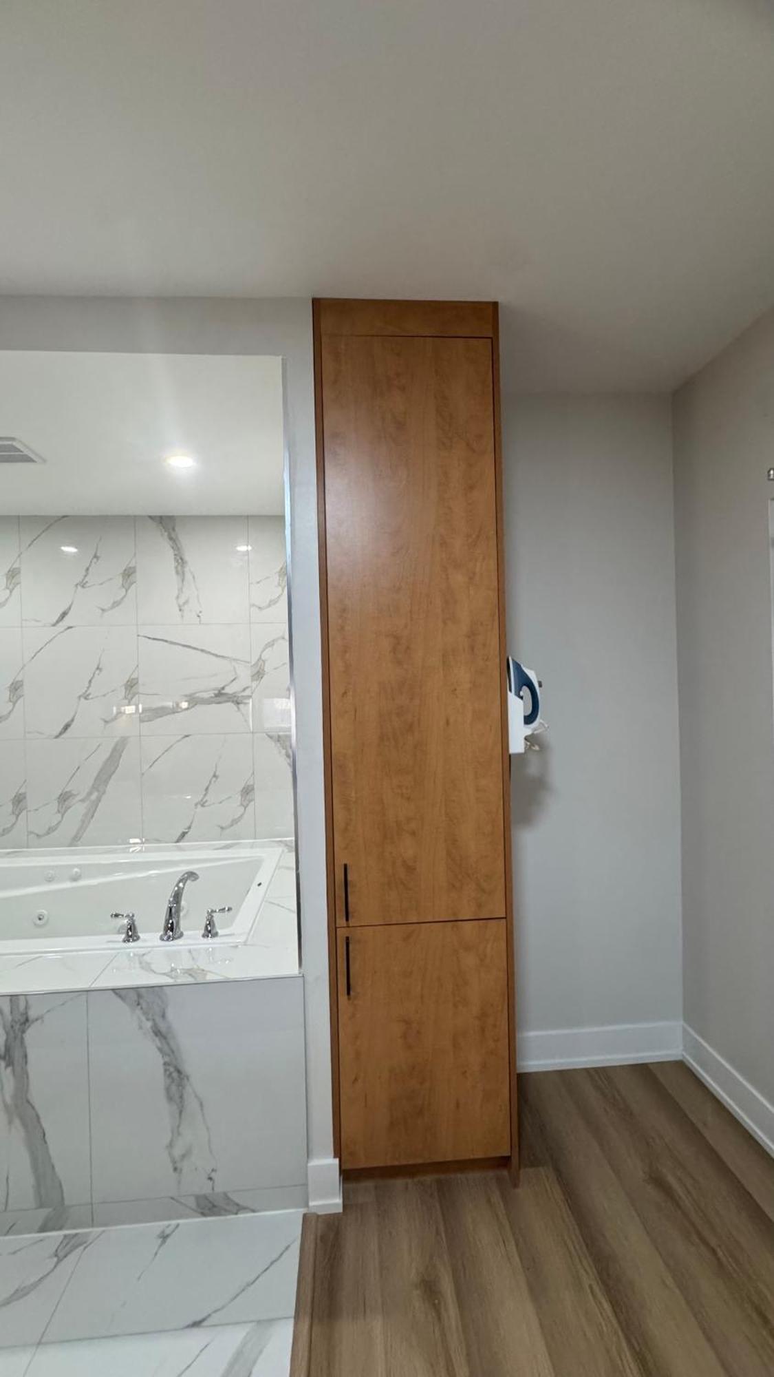 Queen Suite Spa Bath