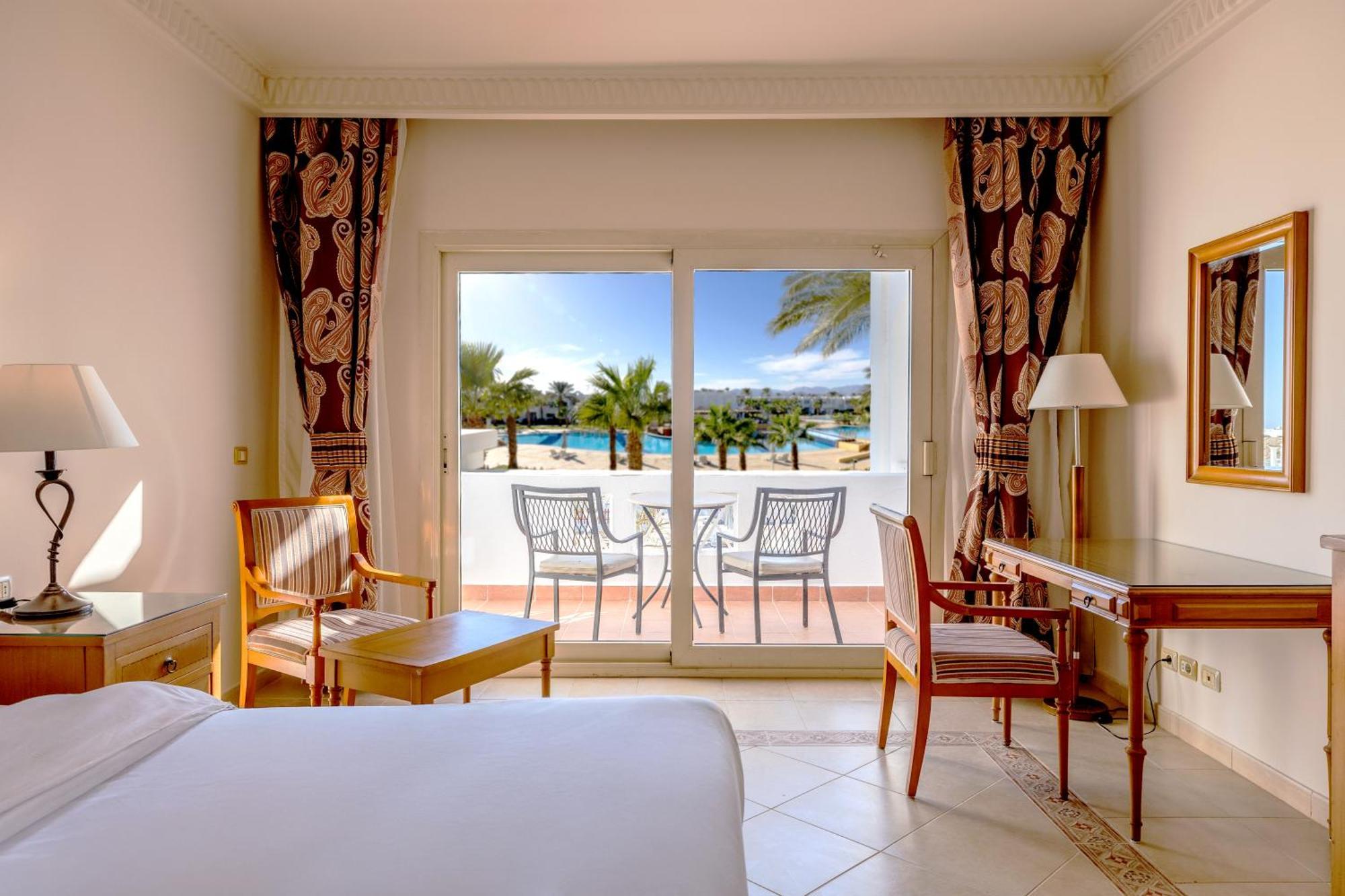 Standard King Room Balcony