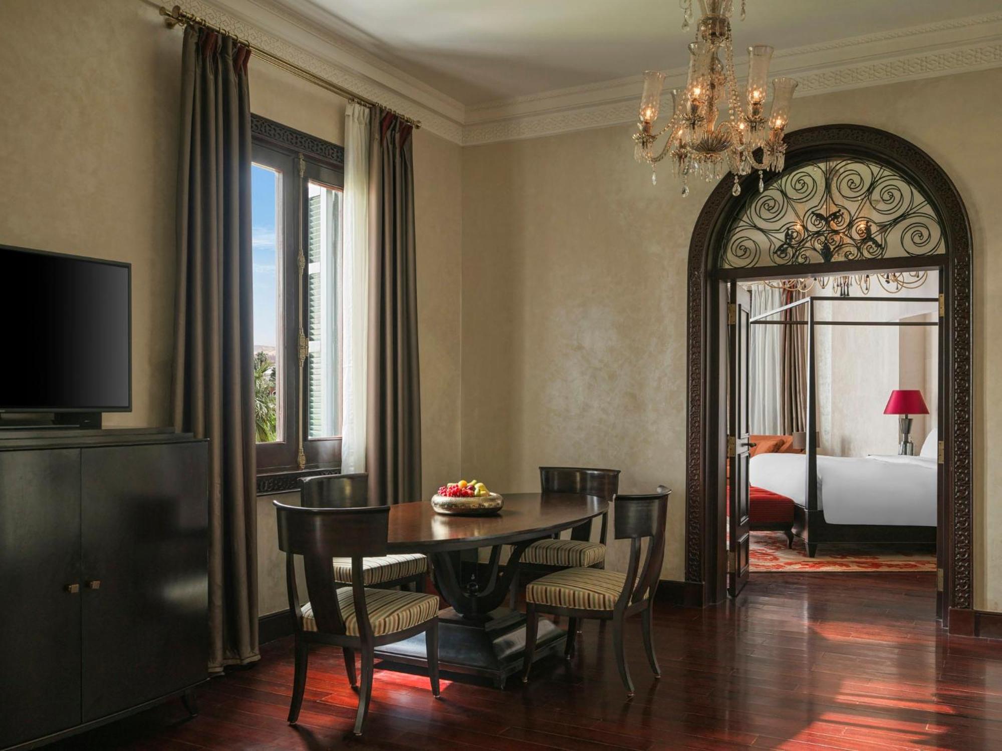 Palace Cataract Nile View Suite