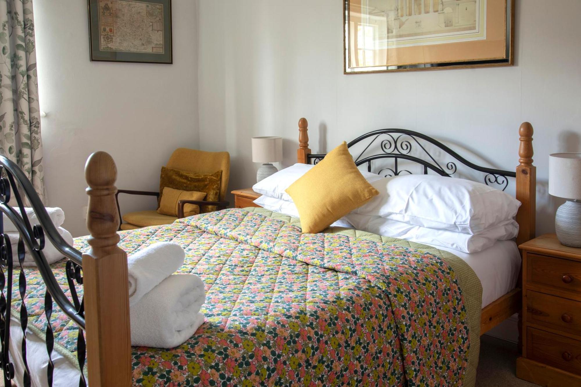 Classic Double Room