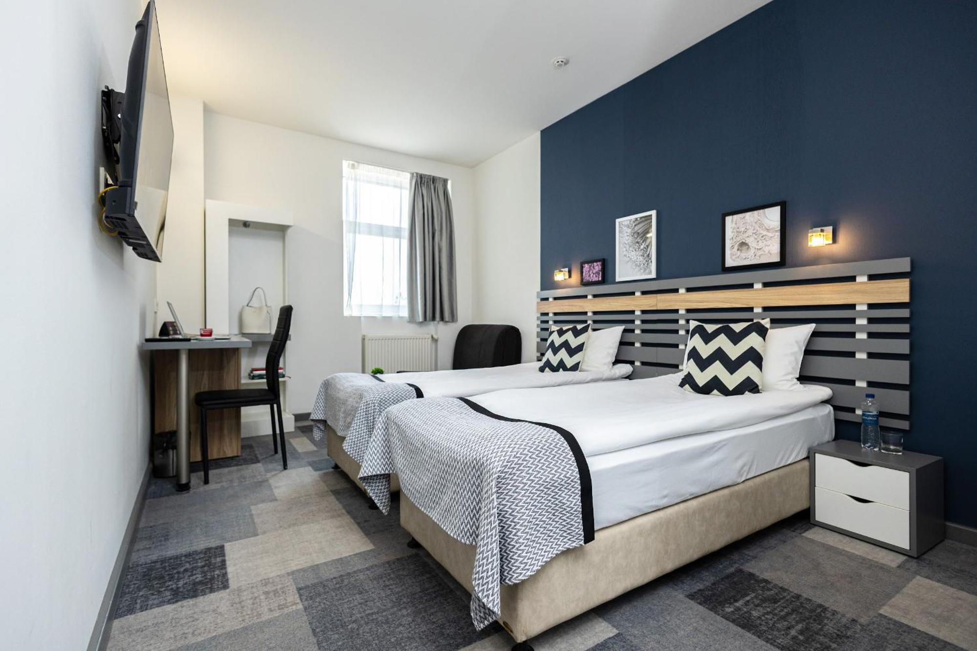 Twin Room Extra Bed