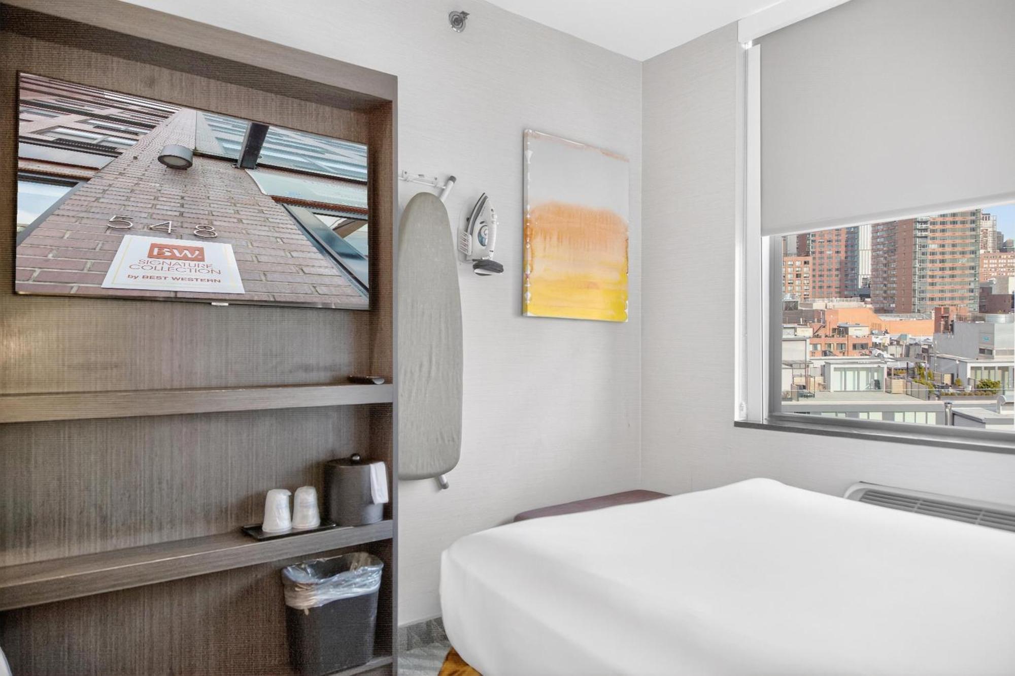 Queen Room Walk Shower Disability Access or Non-Smoking