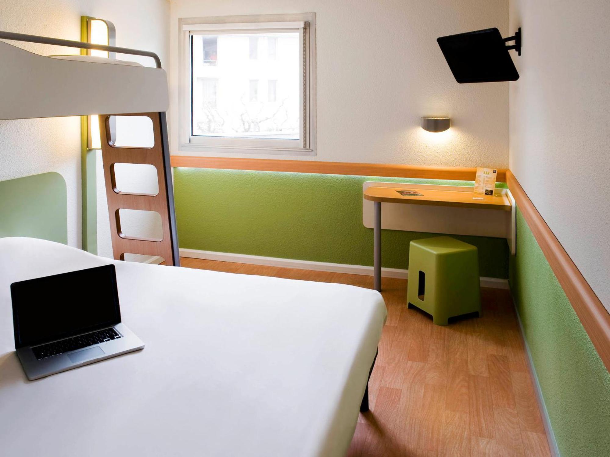 Triple Room One Double Bed One Bunk Bed