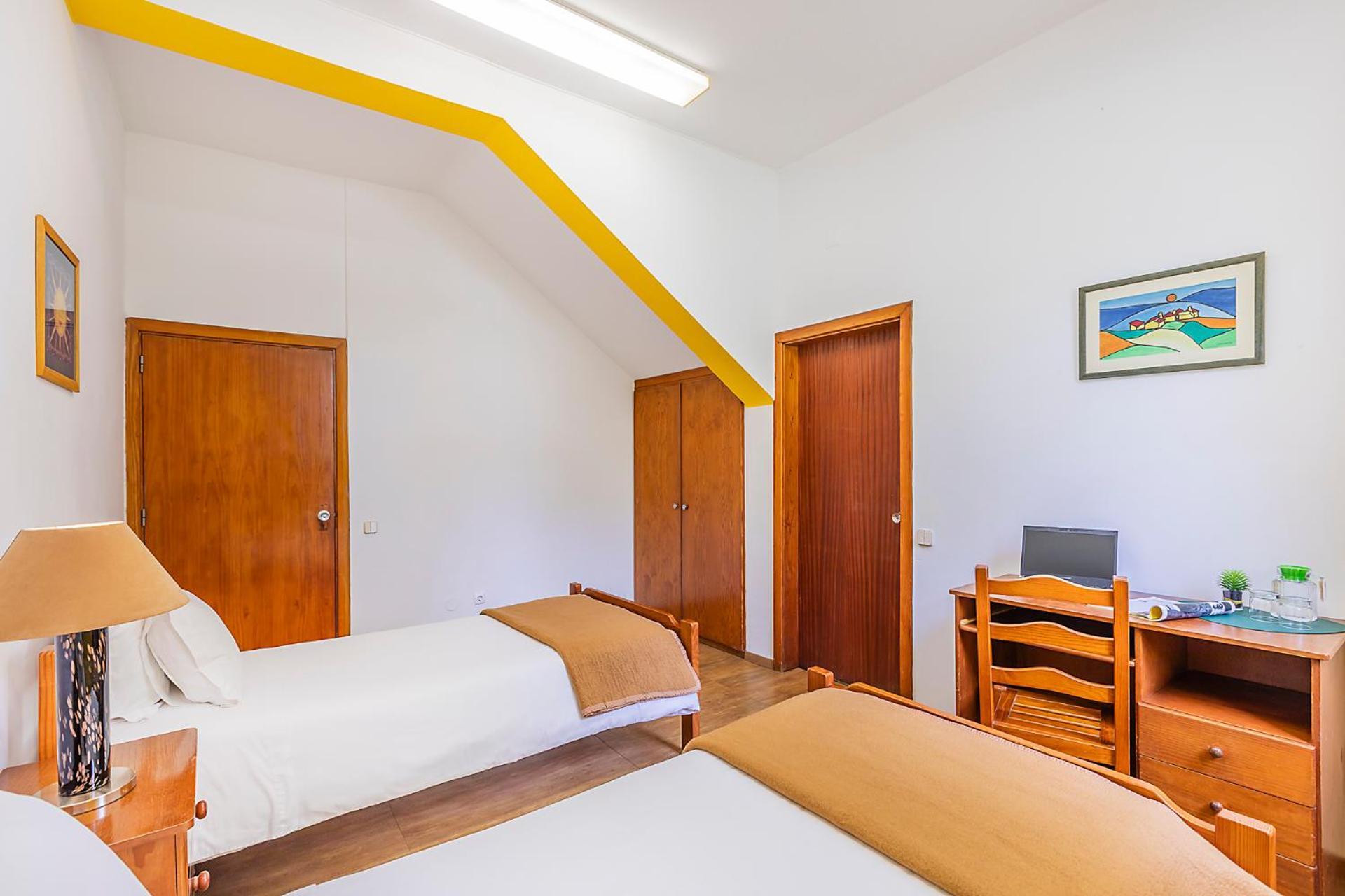 Twin Room Private Bathroom