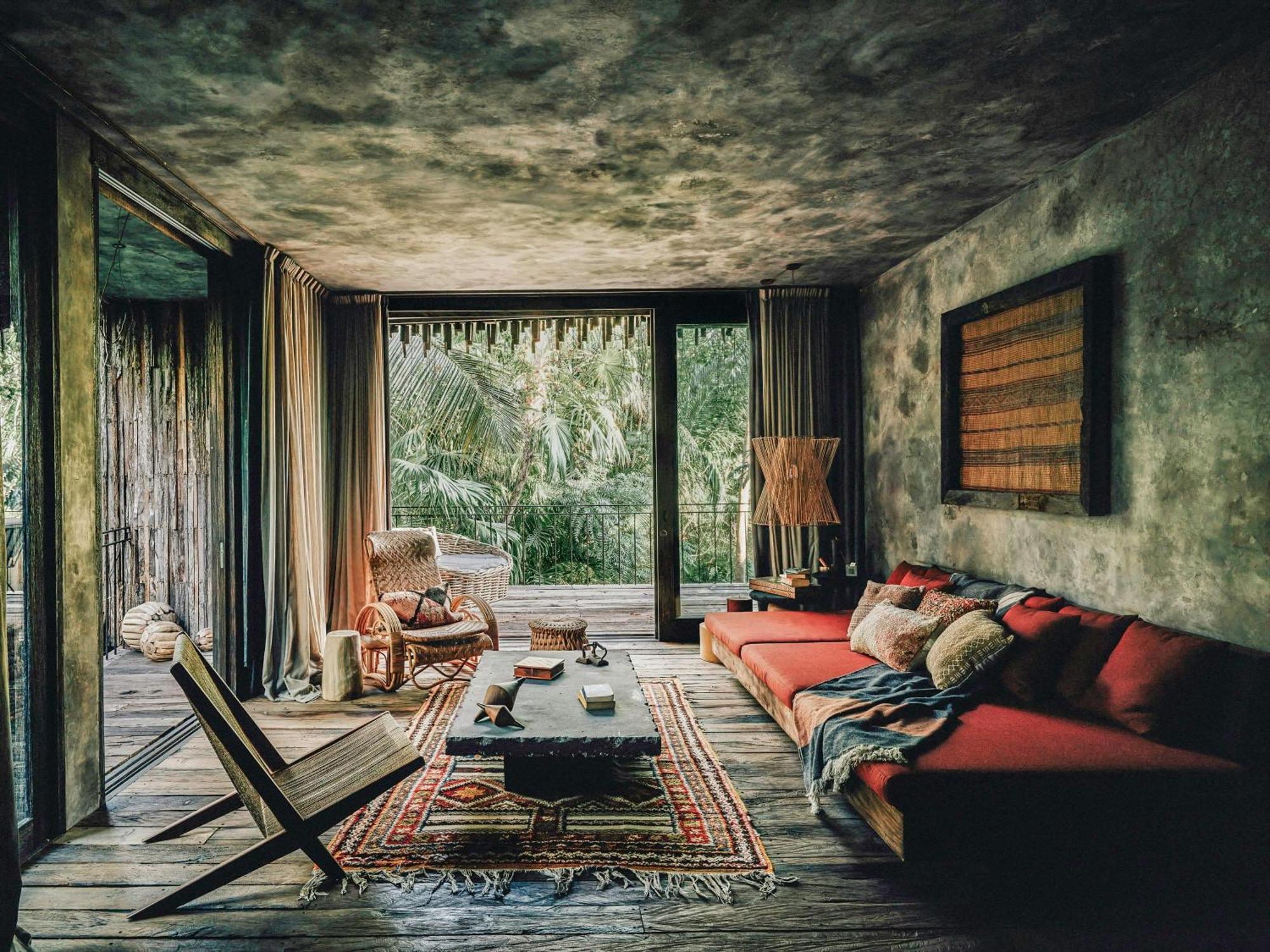 Premier Jungle Suite