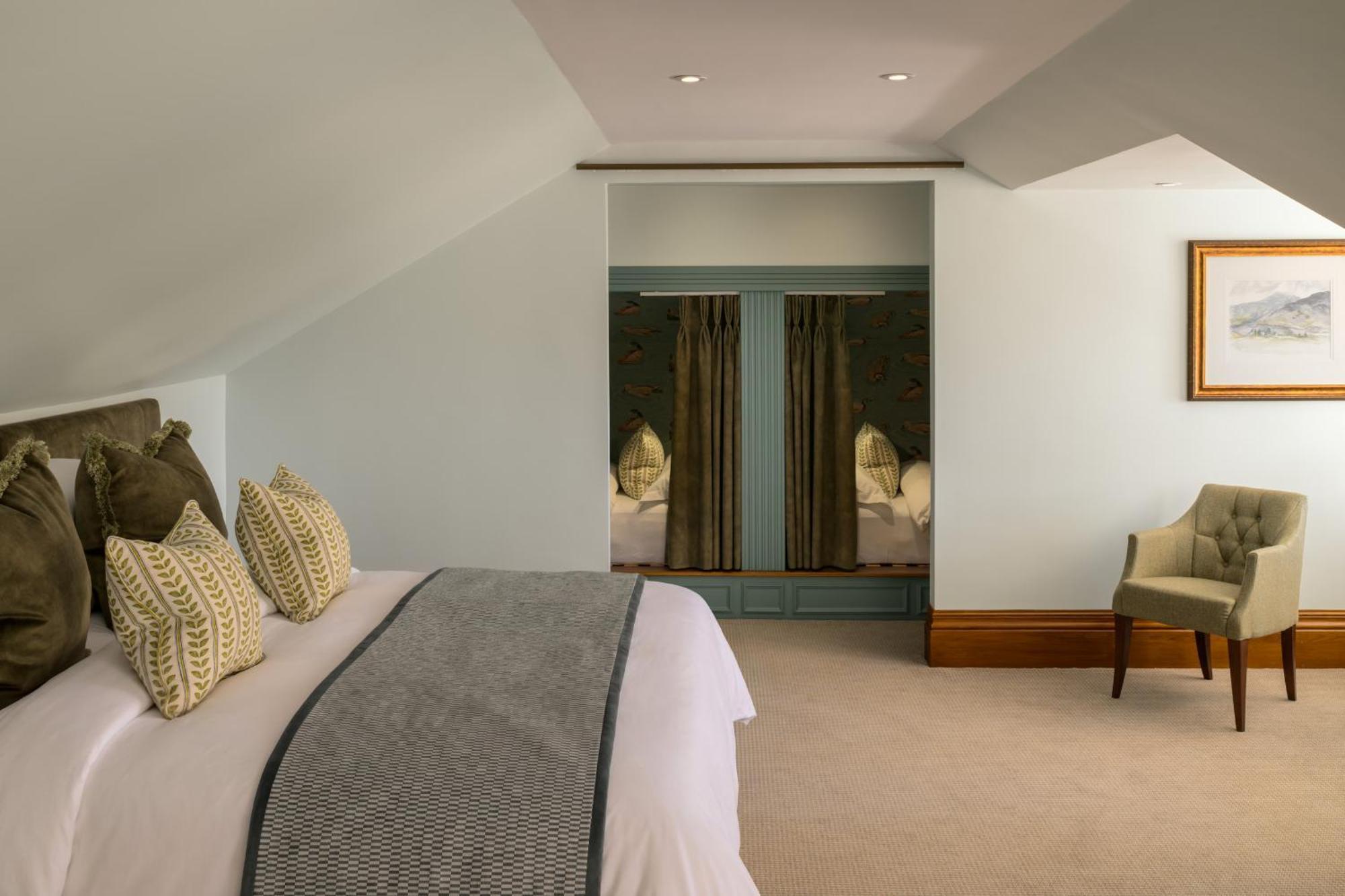 Deluxe Family Suite