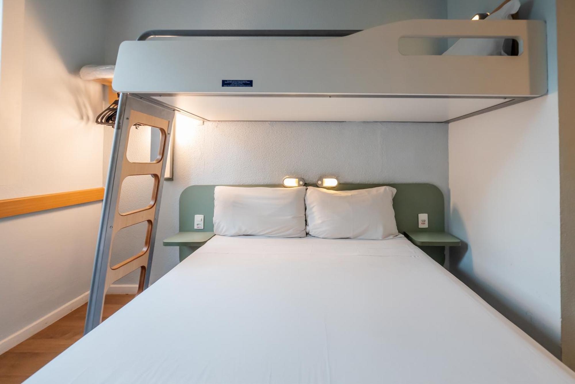 Family Room Two Bunk Beds