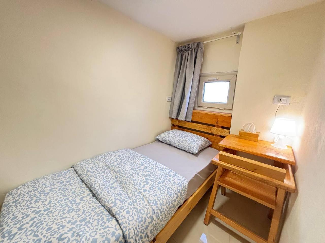 Budget Single Room