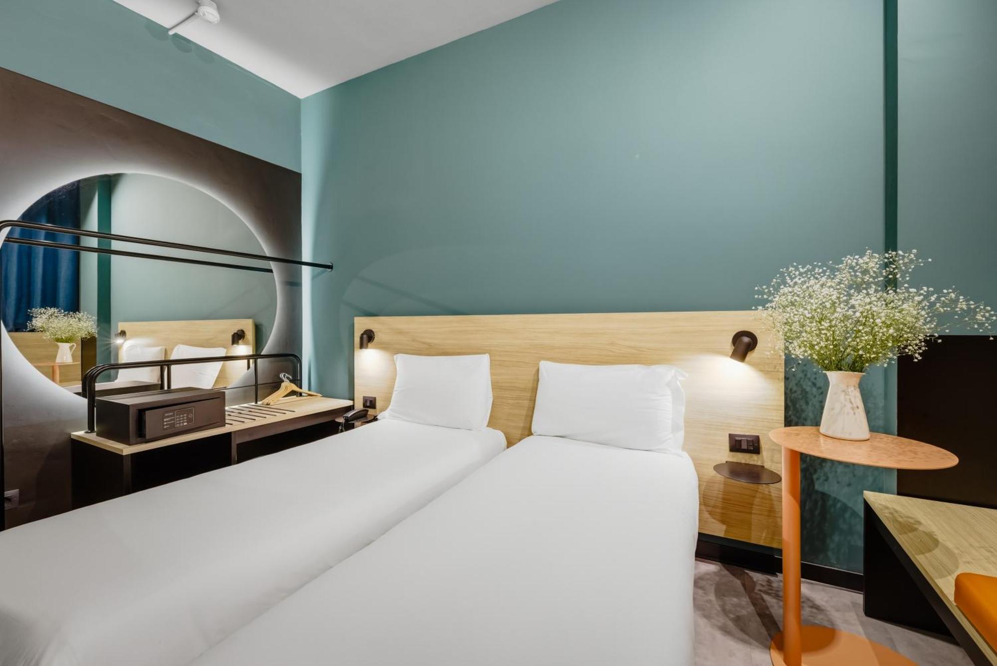Quarto Standard com 2 Camas de Solteiro