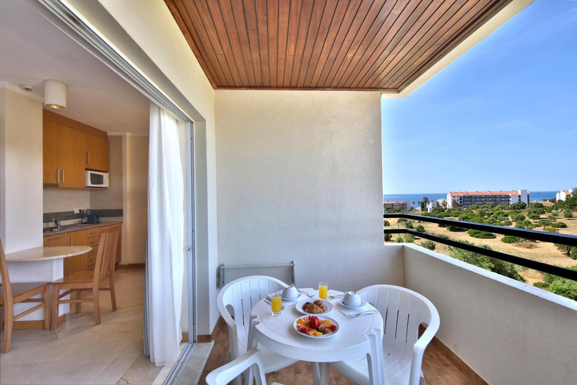 Junior Suite Partial Sea View