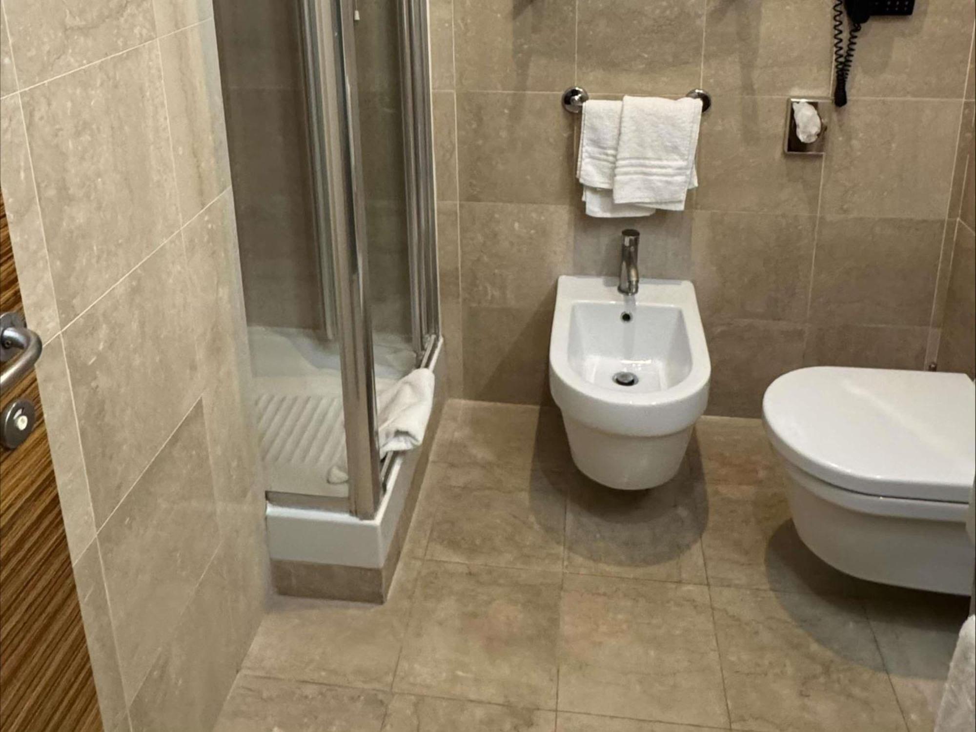 Privilege Room,1771711549:JPEG