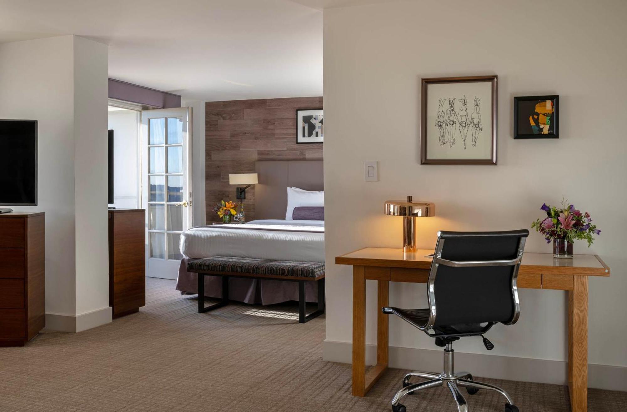Executive King Suite