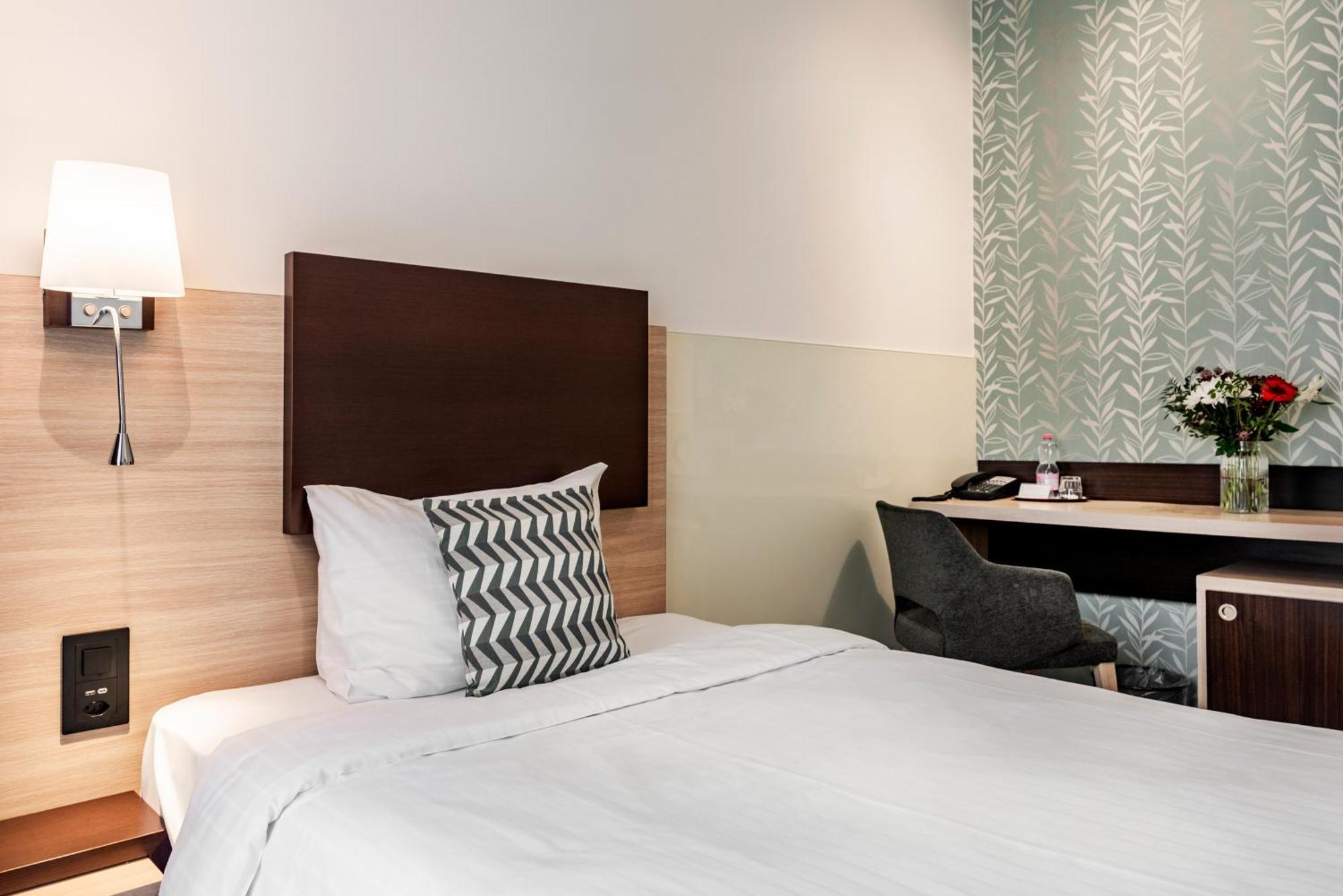 Small Single Room