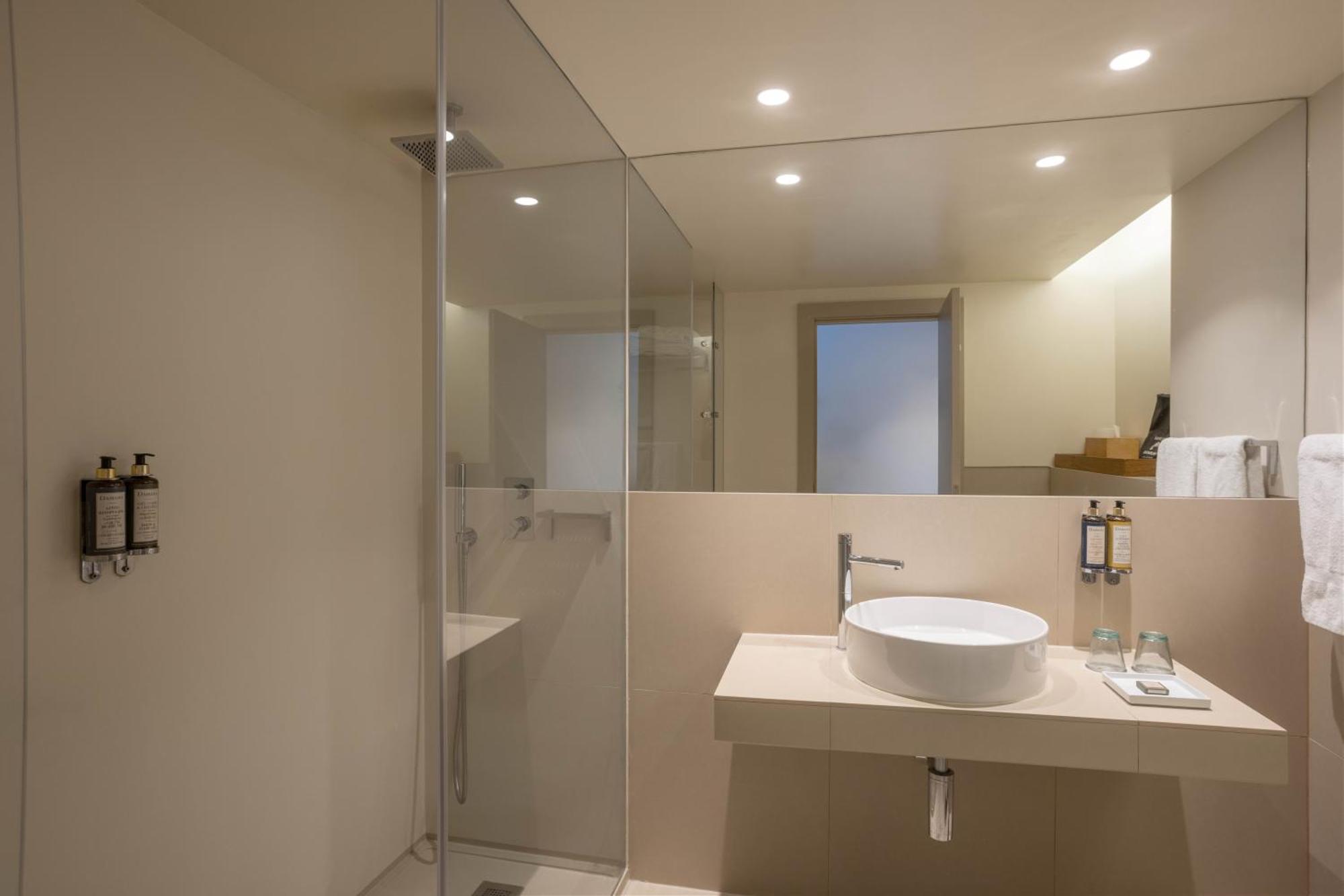 Double Room Front Sea View