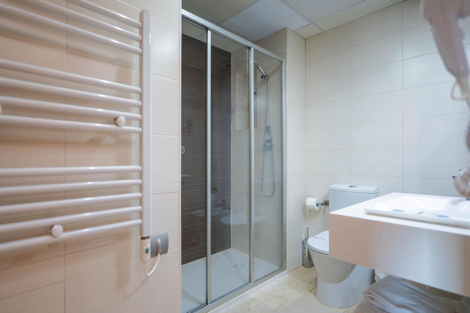 Superior Double or Twin Room Front Sea View Terrace