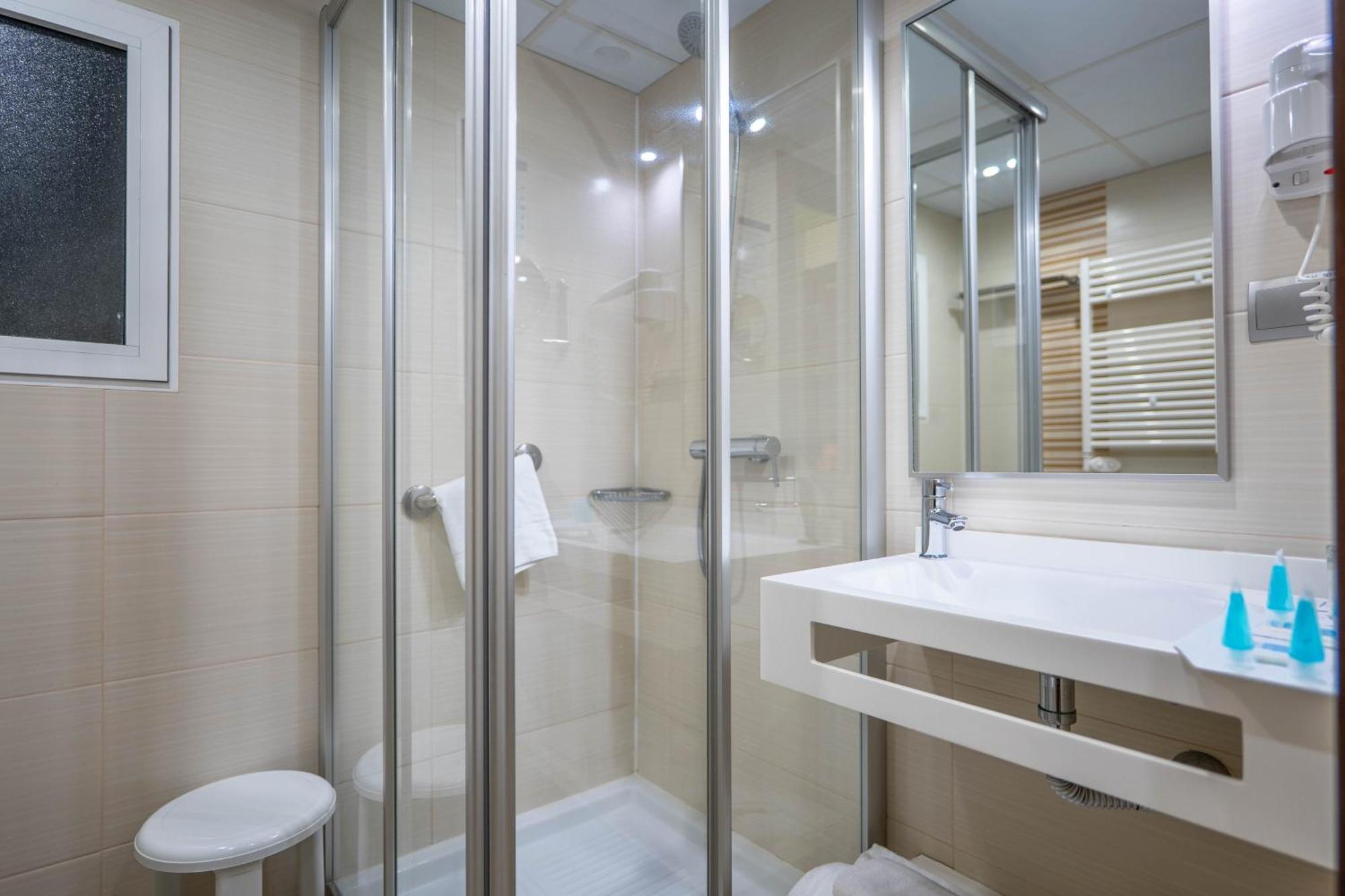 Comfort Double or Twin Room