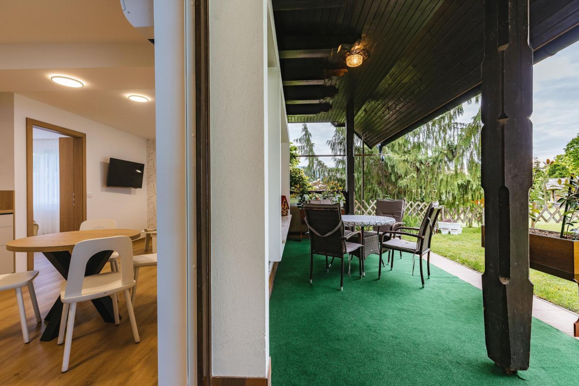 Apartment Terrace