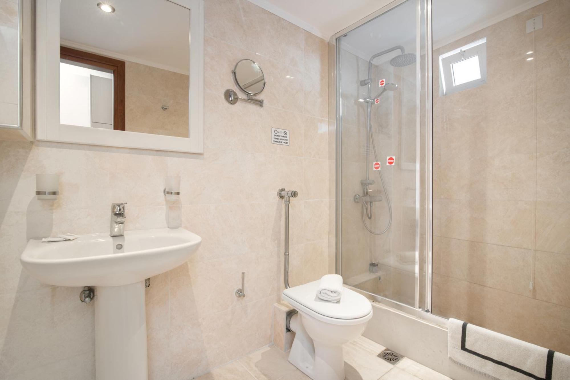 Standard Twin or Double Room Land View
