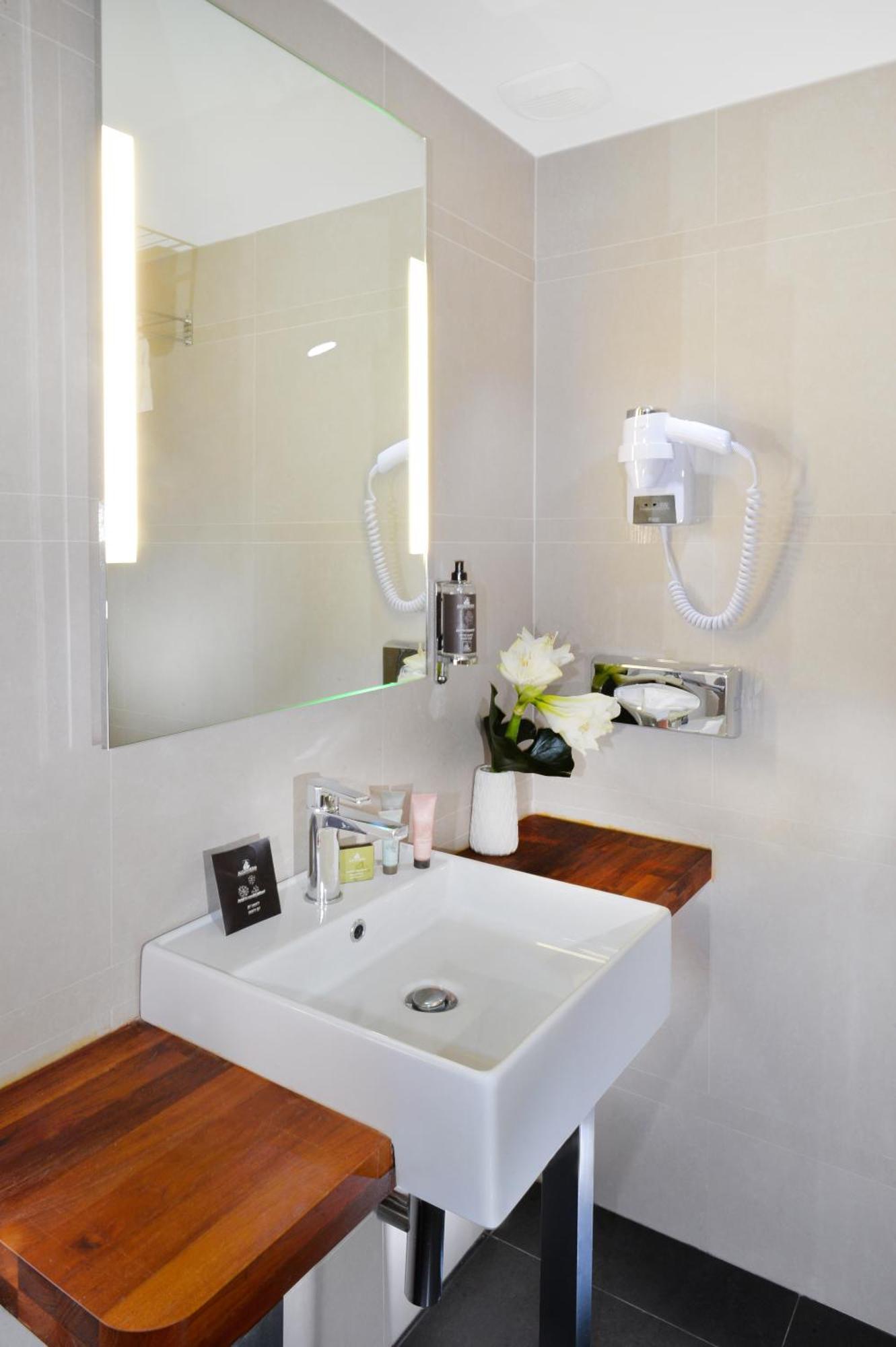 Club Double or Twin Room