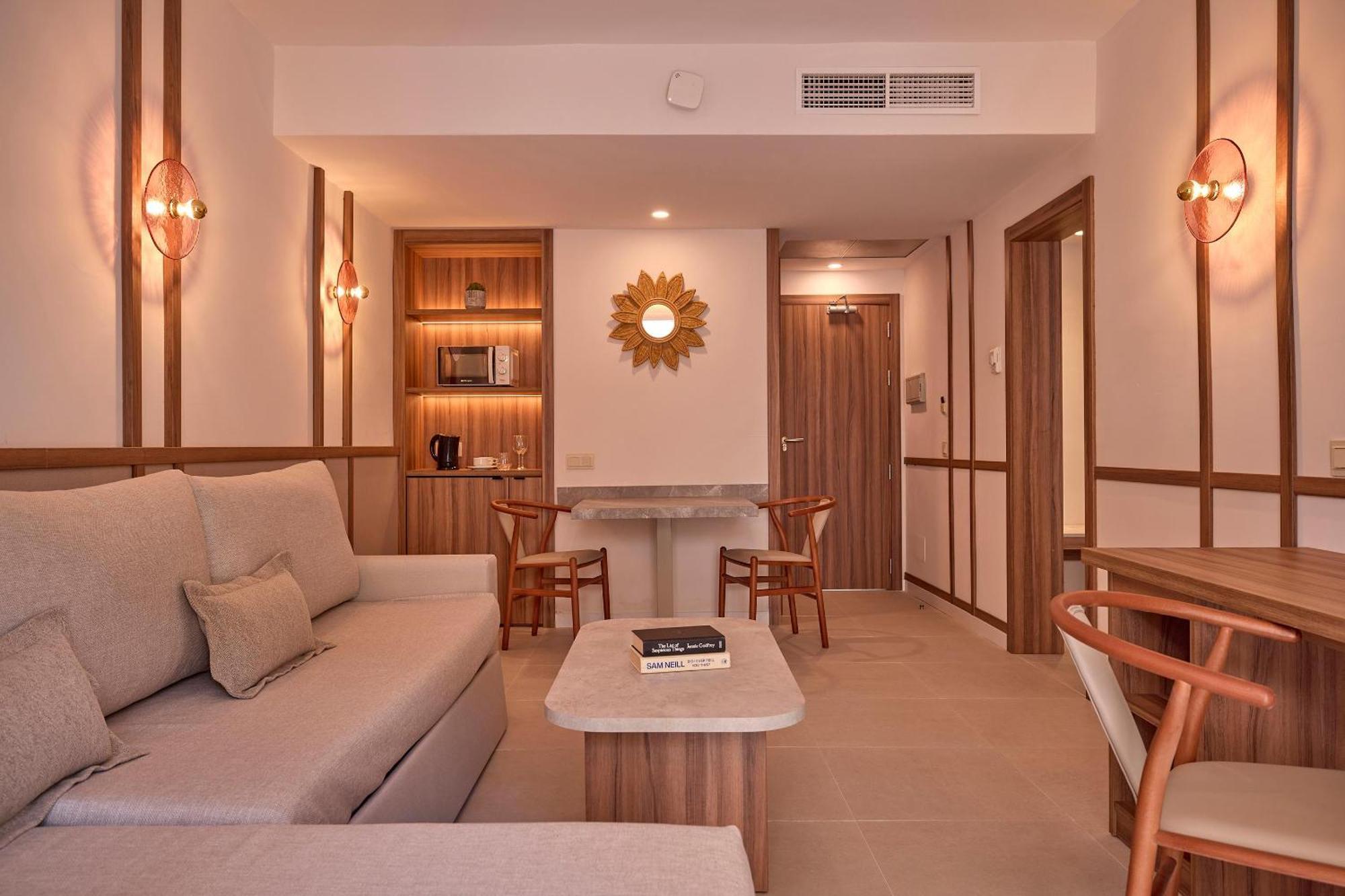One-Bedroom Suite