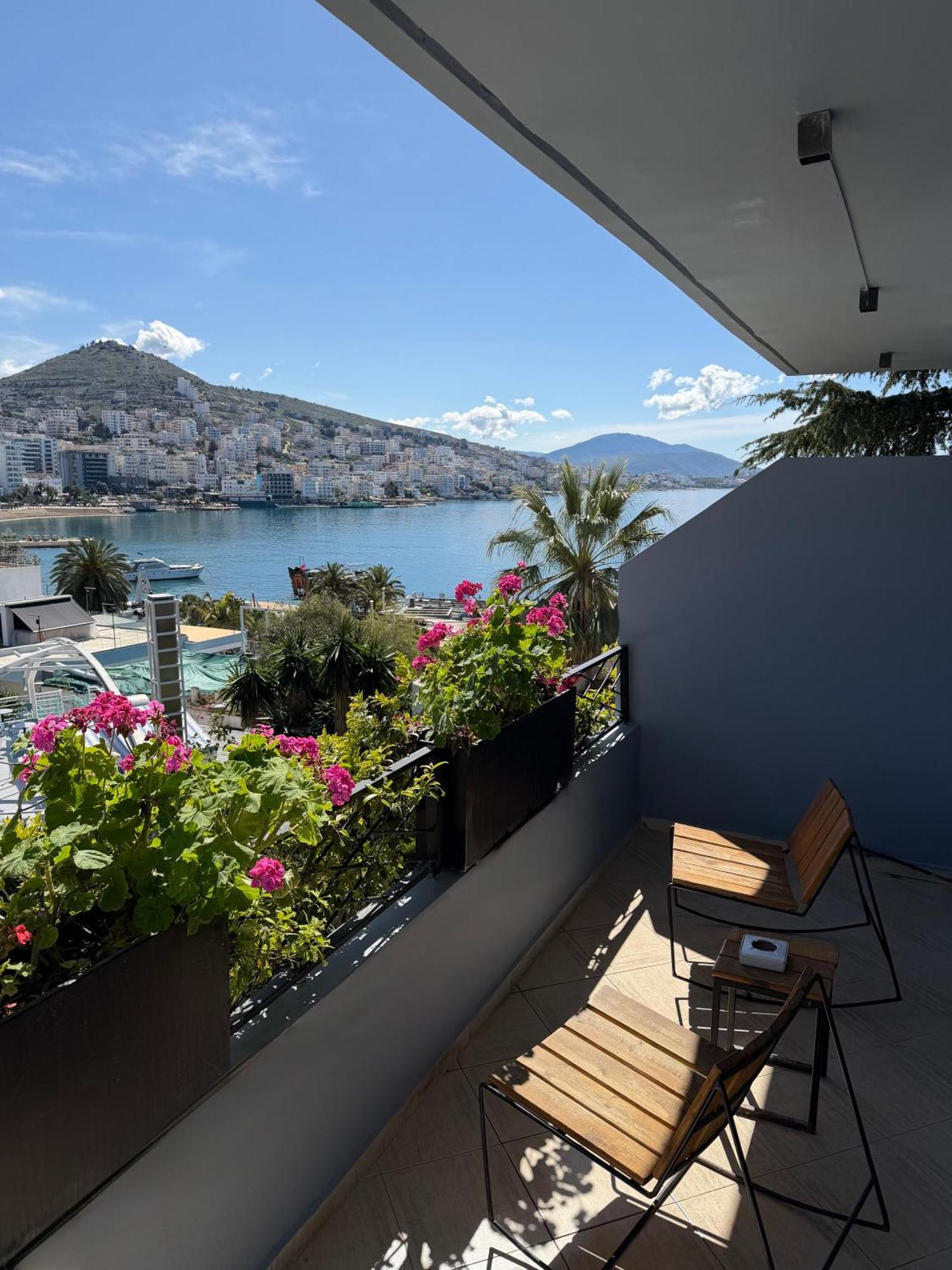 Deluxe Double Room Balcony Partial Sea View