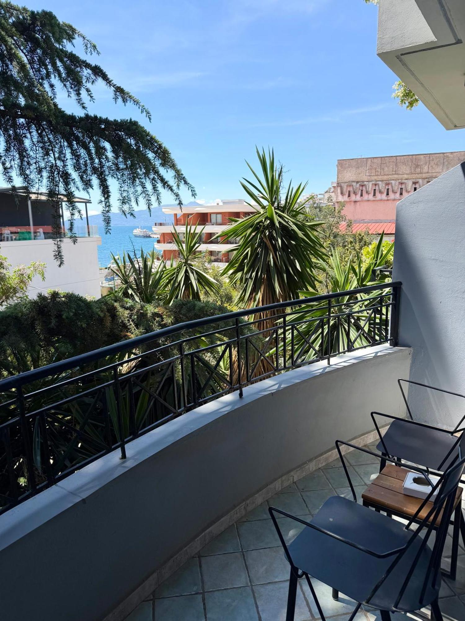 Deluxe Double Room Balcony Partial Sea View