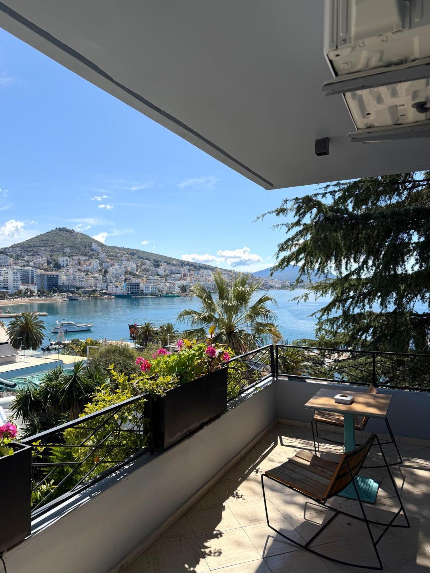 Deluxe Double Room Balcony Partial Sea View